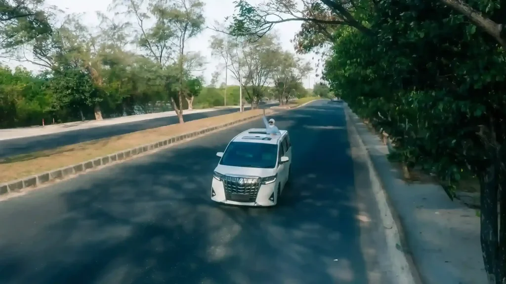 Alphard-Class Protocol Driving in Bali: What Changes